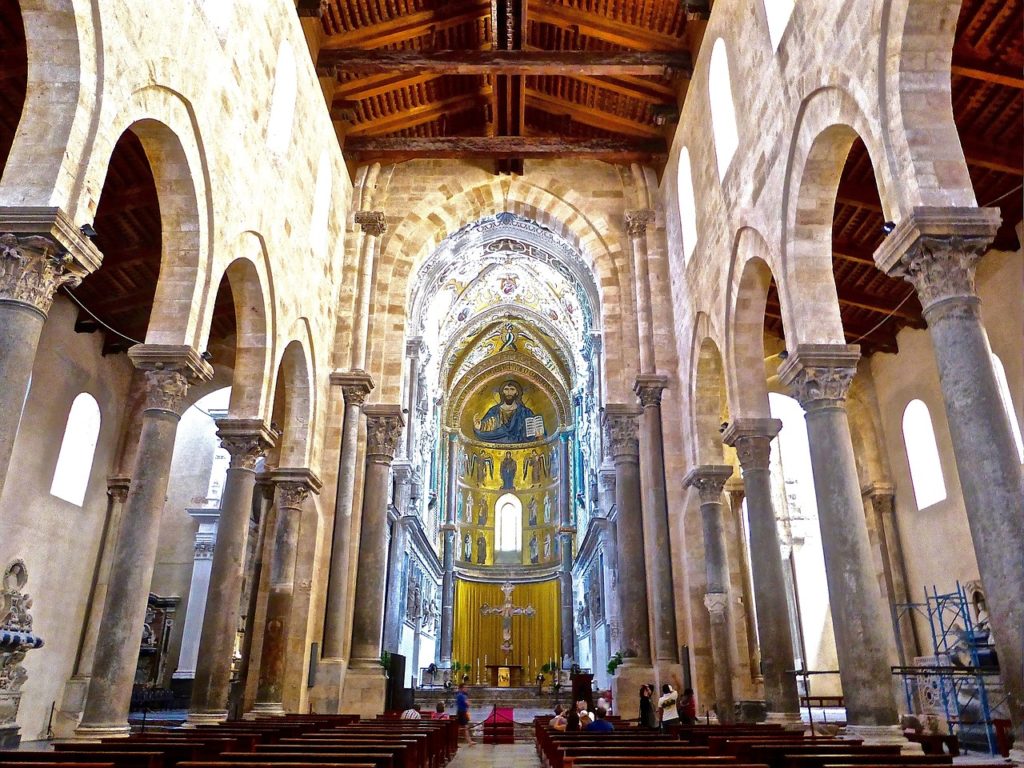 interno del duomo di cefalù